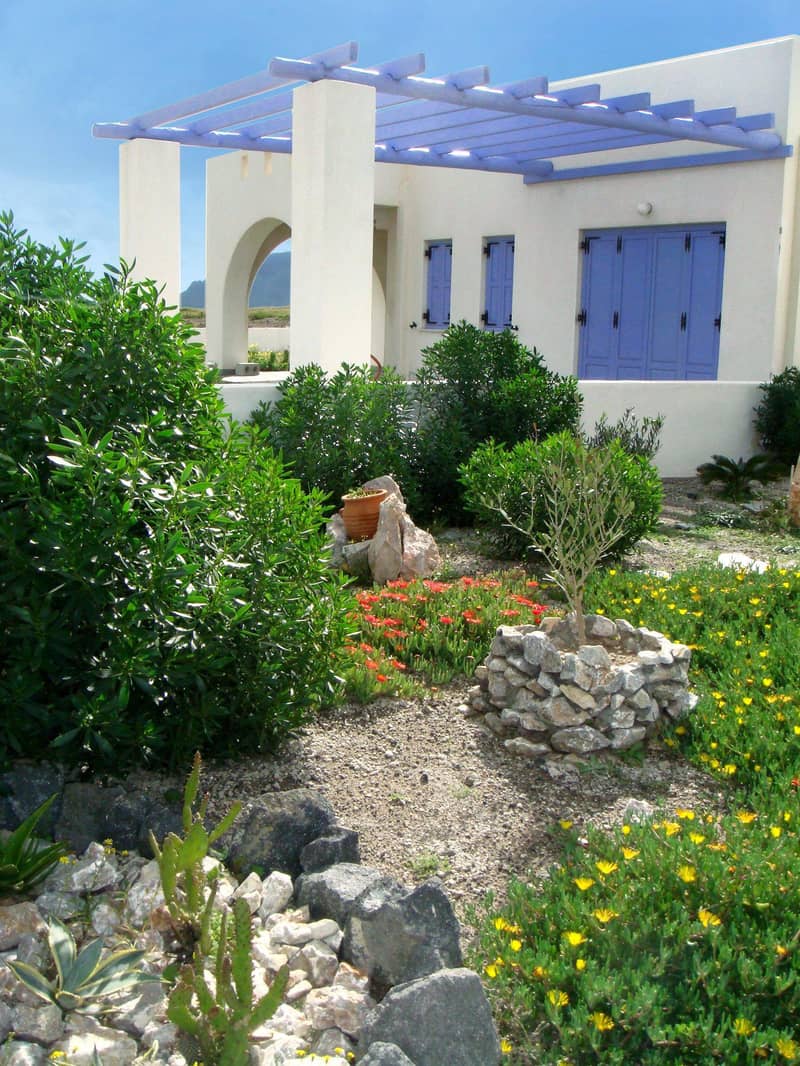 Beautiful residence at 200 meters from the beach, Santorini, Greece — photo 9