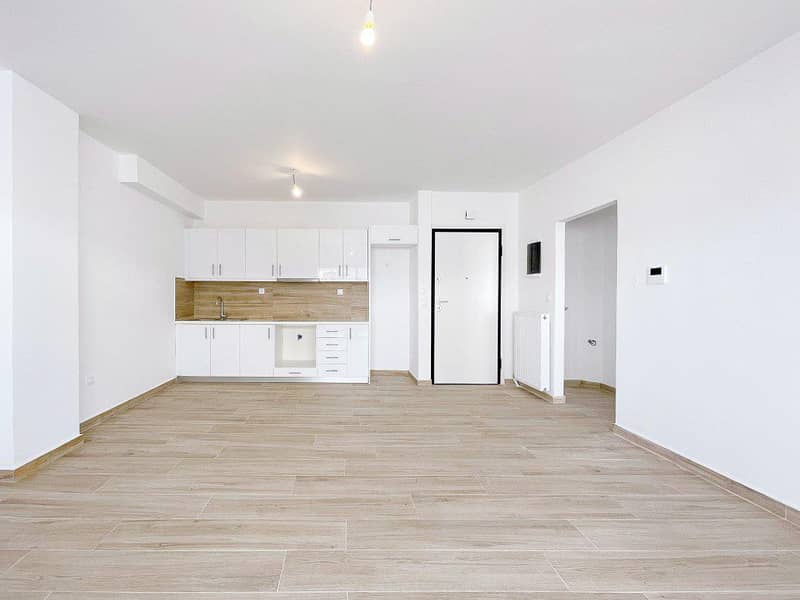 New residence close to a metro station and the port of Piraeus, Greece — photo 4