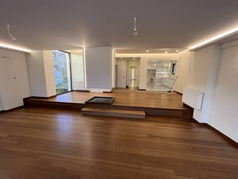 Low-rise residential complex with garden and parking, in the prestigious area of Glyfada, Attica, Greece — photo 9
