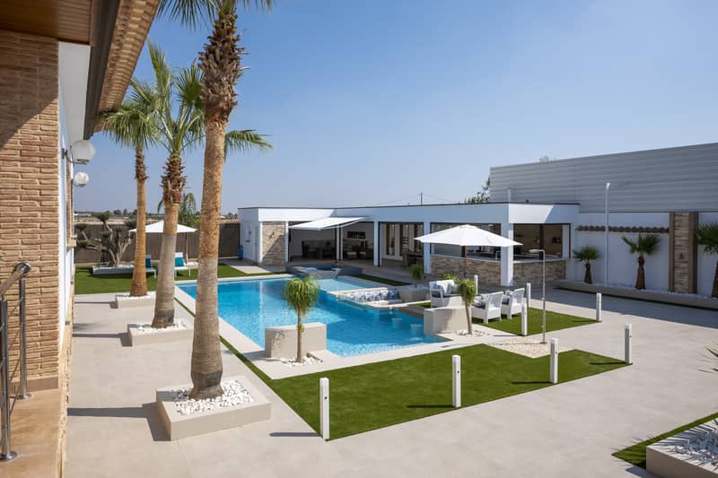 Villa, Avileses — photo 3
