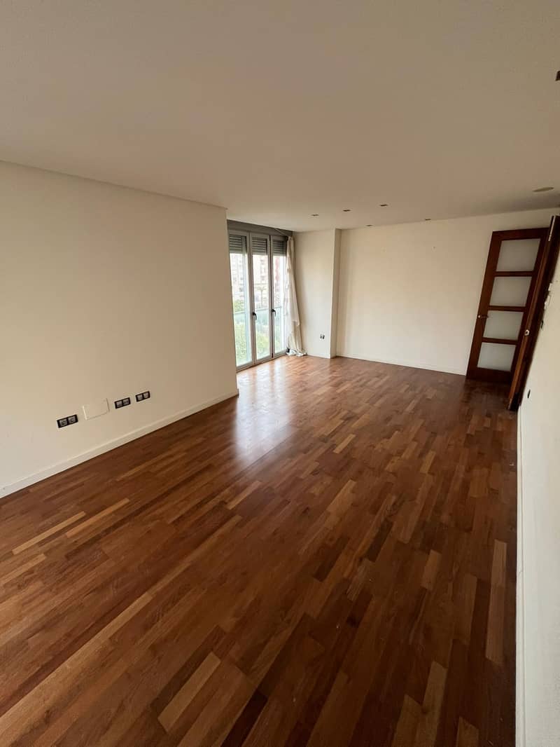 Apartment, Elche — photo 16