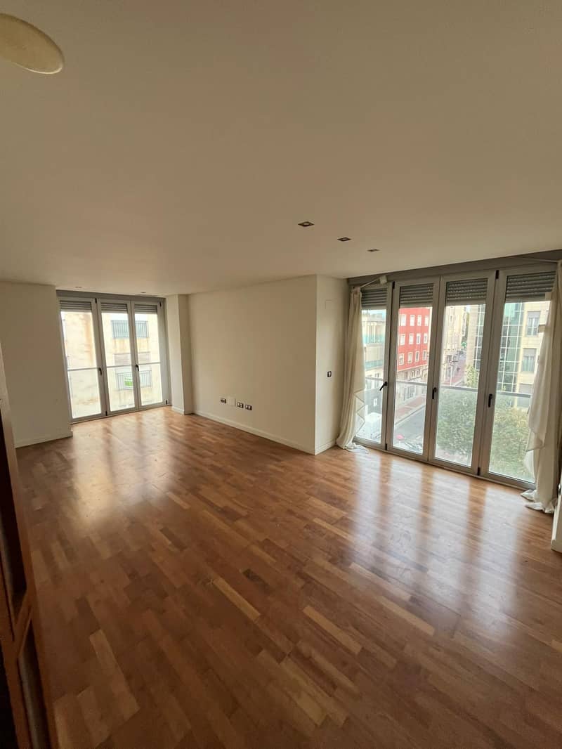 Apartment, Elche — photo 15