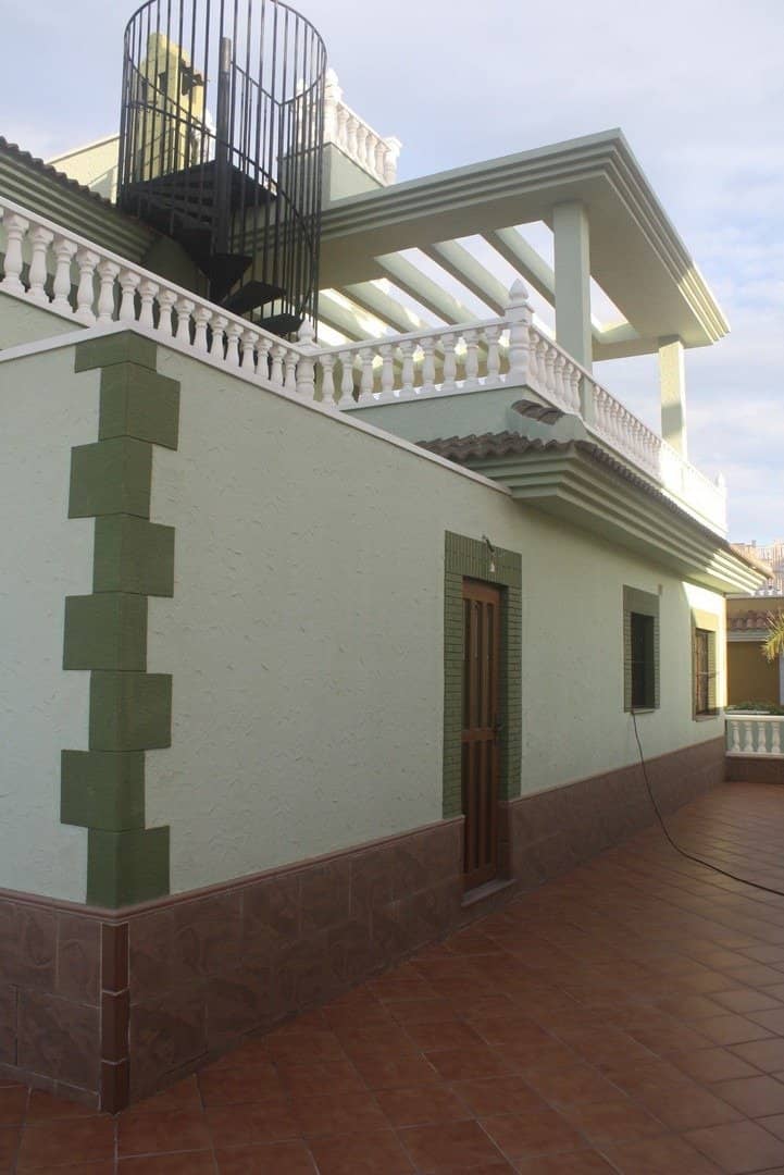 Villa, Torrevieja — photo 5
