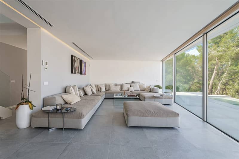 Villa with sea views in Cala Vinyes — photo 12