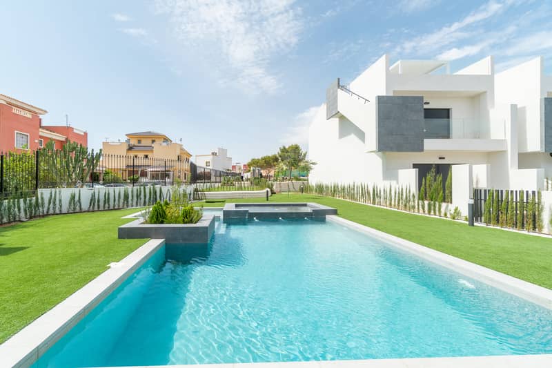 Bungalow, Torrevieja — photo 2