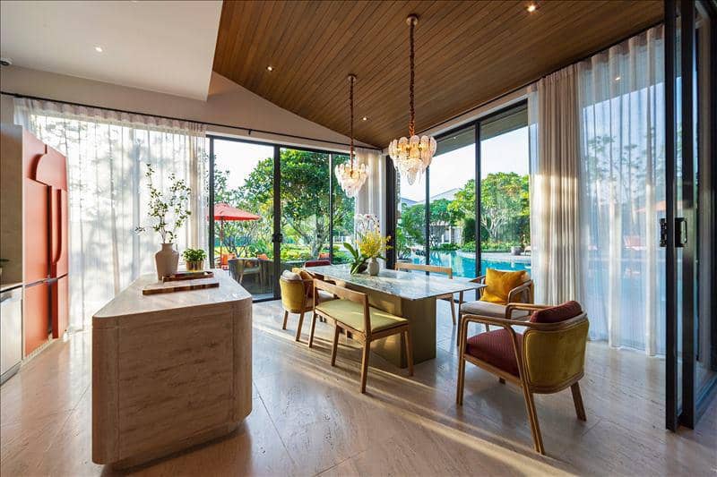 Complex of villas with a swimming pool and a fitness center, Bangkok, Thailand — photo 4