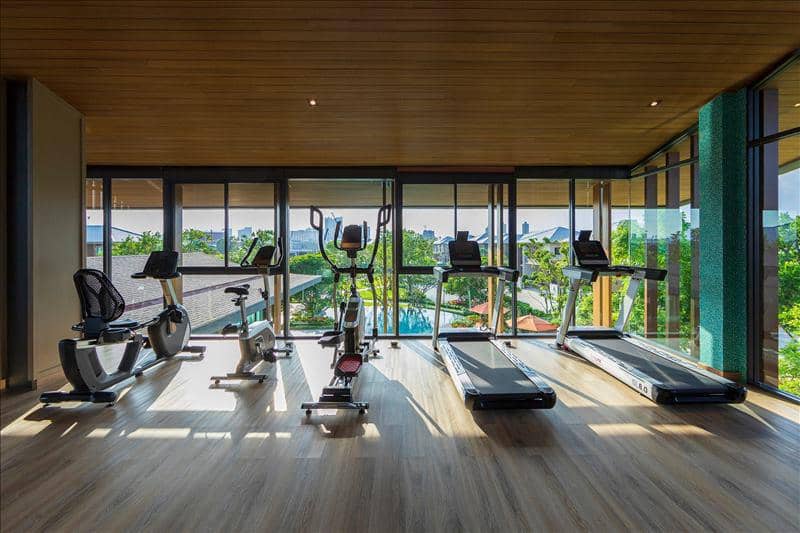 Complex of villas with a swimming pool and a fitness center, Bangkok, Thailand — photo 9