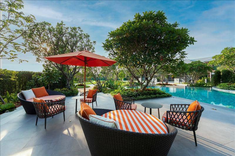 Complex of villas with a swimming pool and a fitness center, Bangkok, Thailand — photo 18