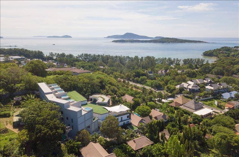 Guarded residence with swimming pools at 800 meters from the beach, Phuket, Thailand — photo 7