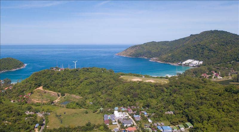 Guarded residence with swimming pools at 800 meters from the beach, Phuket, Thailand — photo 8