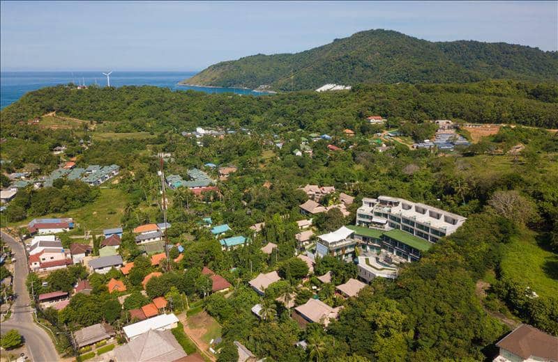 Guarded residence with swimming pools at 800 meters from the beach, Phuket, Thailand — photo 5