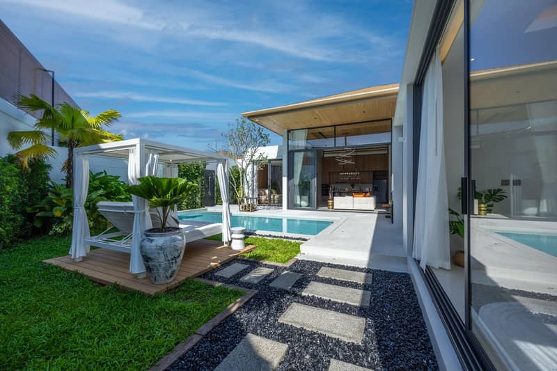 New complex of modern villas with swimming pools near an international school, Phuket, Thailand — photo 3