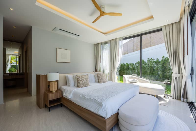 New complex of modern villas with swimming pools near an international school, Phuket, Thailand — photo 15