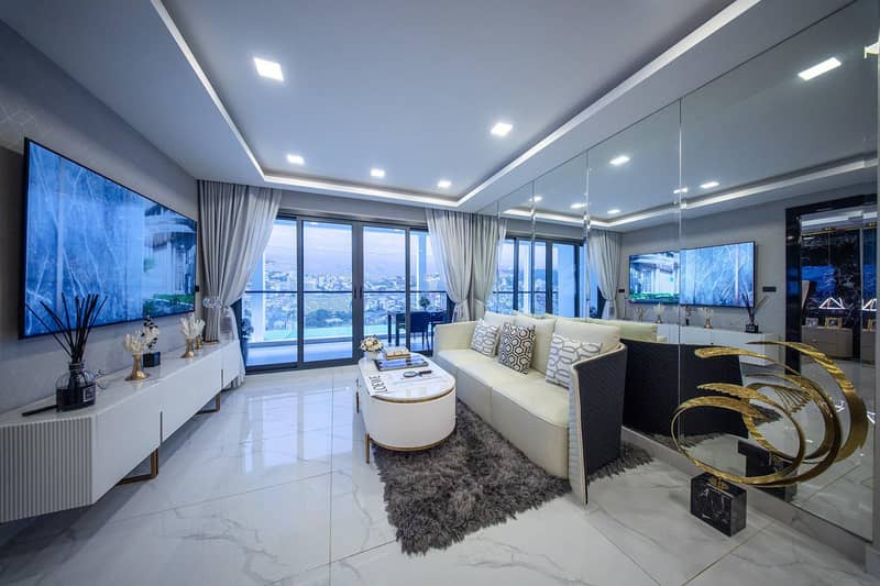 New high-rise residence with pools, waterfalls and jacuzzi, Pattaya, Thailand — photo 40