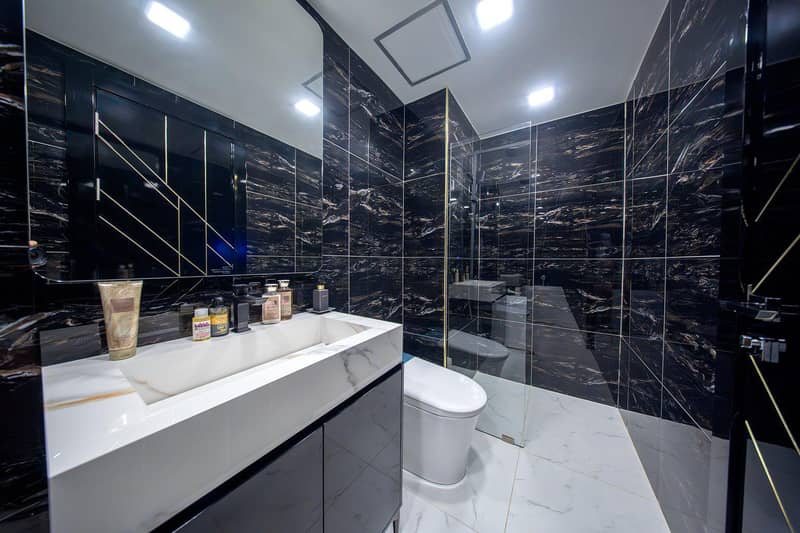 New high-rise residence with pools, waterfalls and jacuzzi, Pattaya, Thailand — photo 25