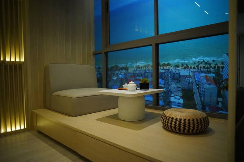 Elite high-rise complex with first-class infrastructure near the beach in Jomtien, Thailand — photo 19