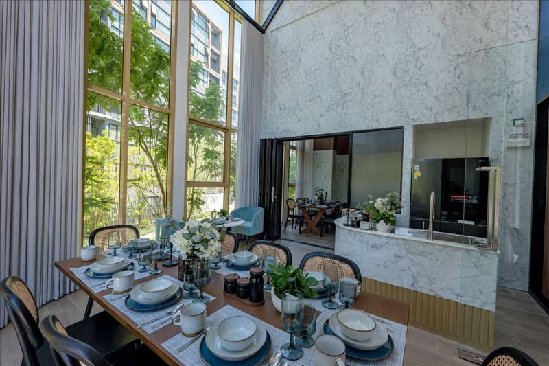 Residential complex with swimming pools, a co-working space and green areas, Bangkok, Thailand — photo 13