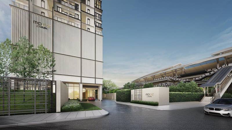 High-rise residential complex with swimming pools and panoramic river views, Bangkok, Thailand — photo 13