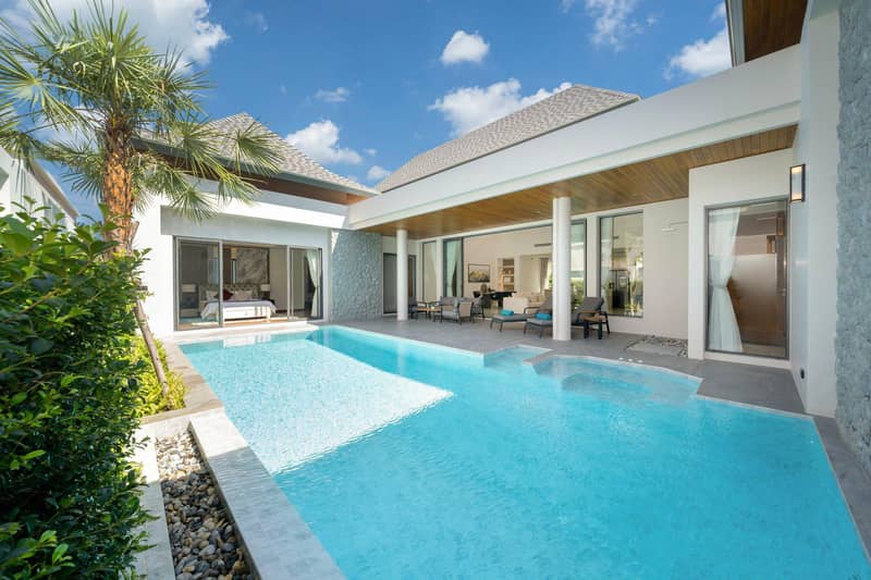 Guarded complex of villas with swimming pool close to Bang Tao Beach, Phuket, Thailand — photo 2