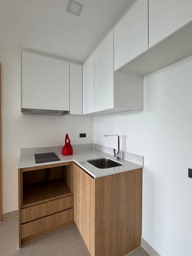 One-bedroom apartment with a view of the sea in a new premium residence with a pool and a garden, 100 m from the beach, Pattaya, Thailand — photo 5
