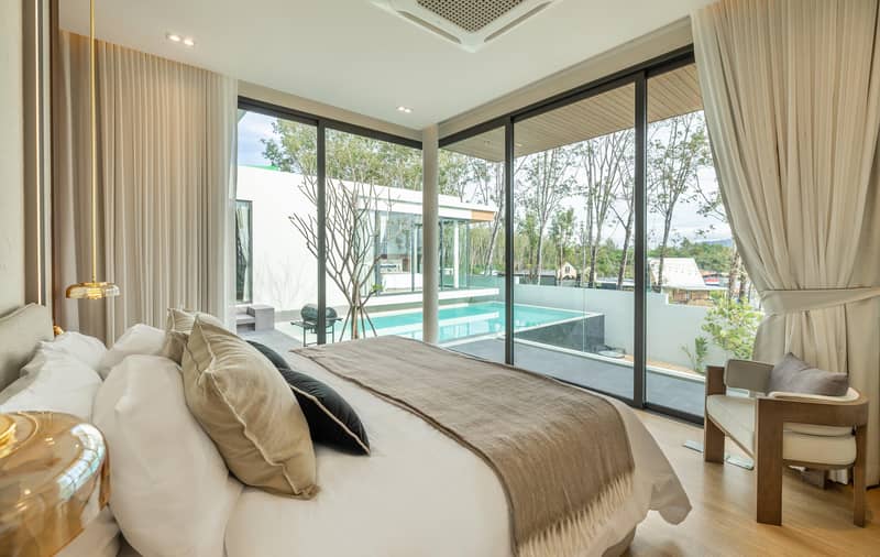 Complex of villas with swimming pools in a picturesque area, close to beaches, Phuket, Thailand — photo 22