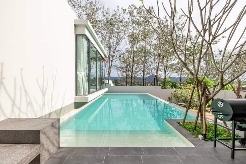 Complex of villas with swimming pools in a picturesque area, close to beaches, Phuket, Thailand — photo 5