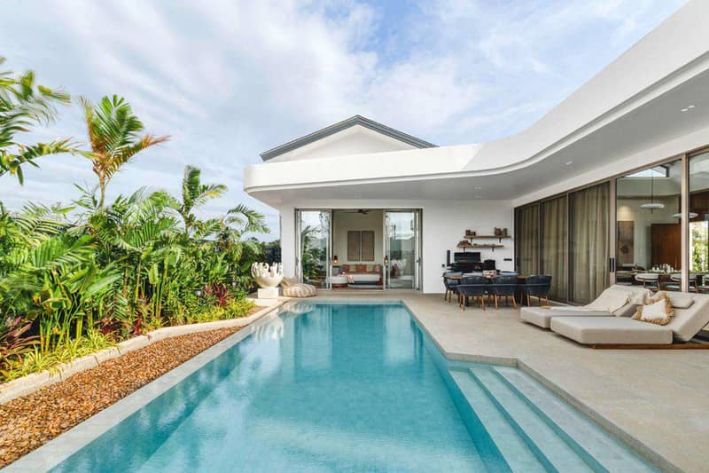Новый комплекс вилл Manor Villas с бассейнами и садами в 15 минутах от пляжа Банг Тао, Пхукет, Таиланд — фото 8