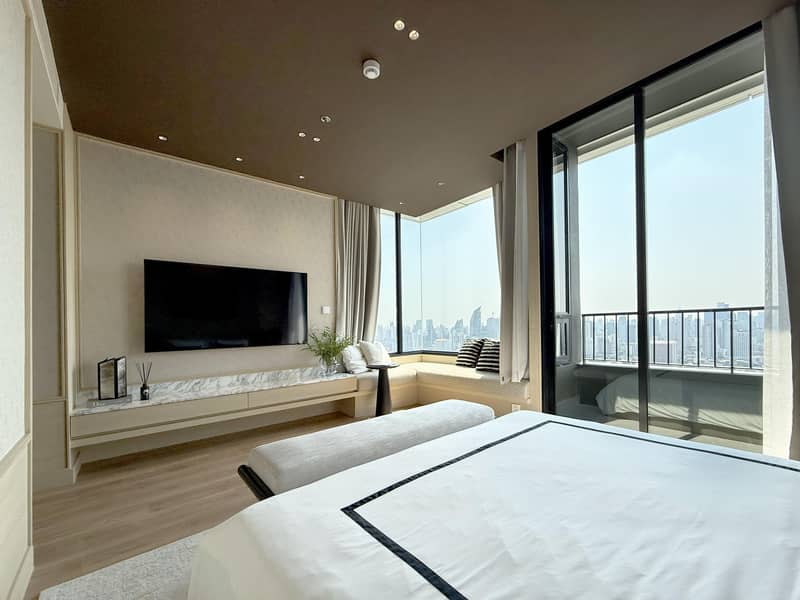 Modern residential complex near a shopping mall in Sukhumvit, Bangkok, Thailand — photo 41