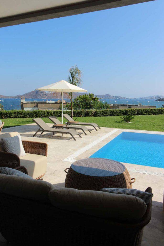 Beachfront two-storey illas with swimming pools, Yalikavak, Turkey — photo 11