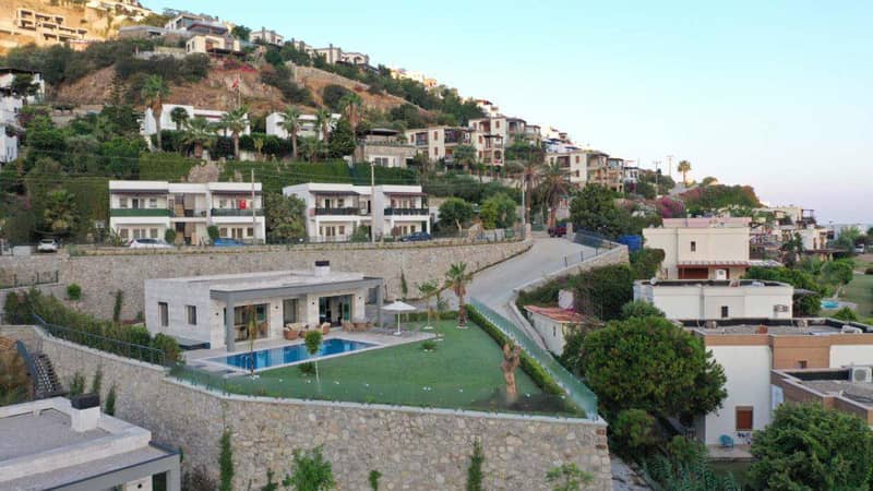 Beachfront two-storey illas with swimming pools, Yalikavak, Turkey — photo 14