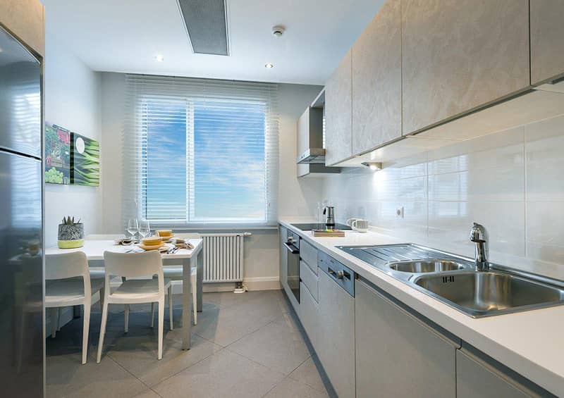 Residence with swimming pools, a spa and a parking, Istanbul, Turkey — photo 5