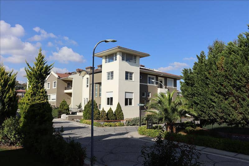 New complex of villas with around-the-clock security and a yacht marina, Istanbul, Turkey — photo 23