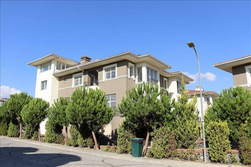 New complex of villas with around-the-clock security and a yacht marina, Istanbul, Turkey — photo 22