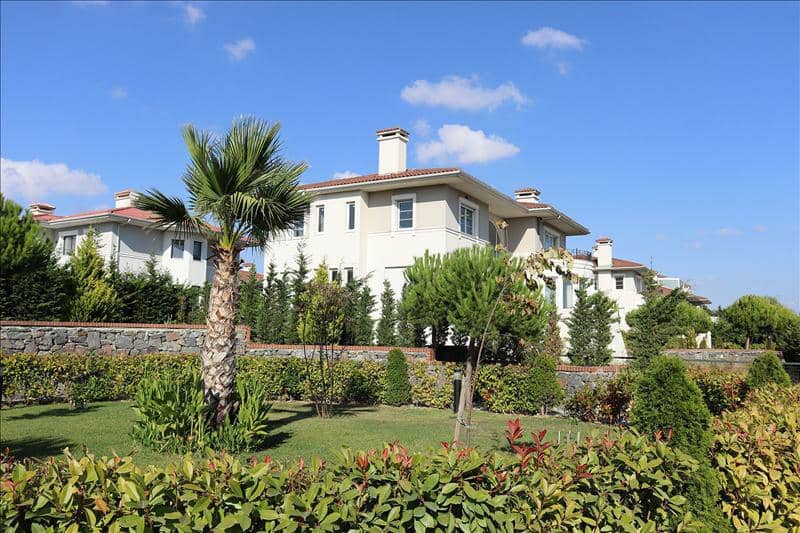 New complex of villas with around-the-clock security and a yacht marina, Istanbul, Turkey — photo 24