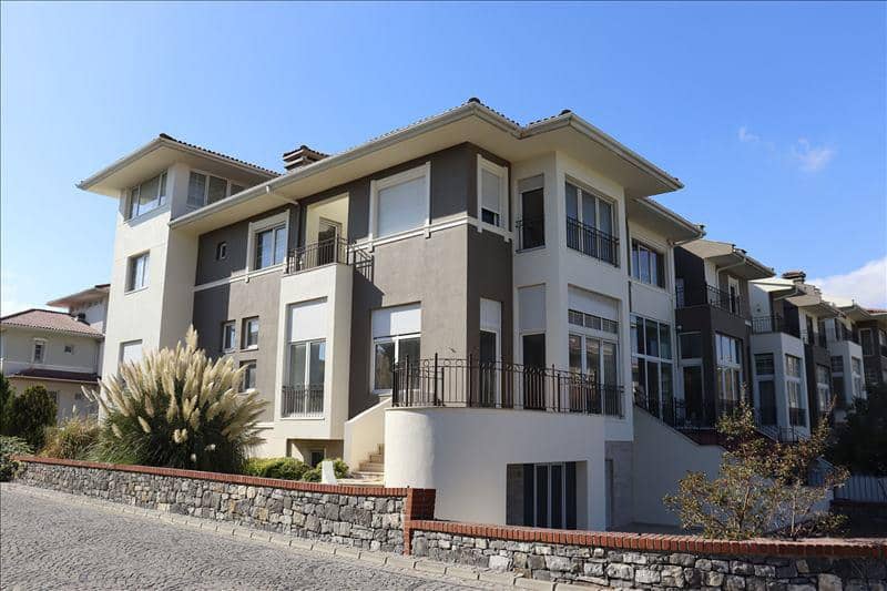 New complex of villas with around-the-clock security and a yacht marina, Istanbul, Turkey — photo 19