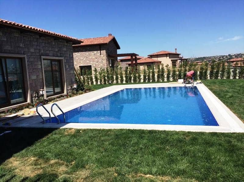 Complex of villas with swimming pools and a panoramic view, Istanbul, Turkey — photo 5