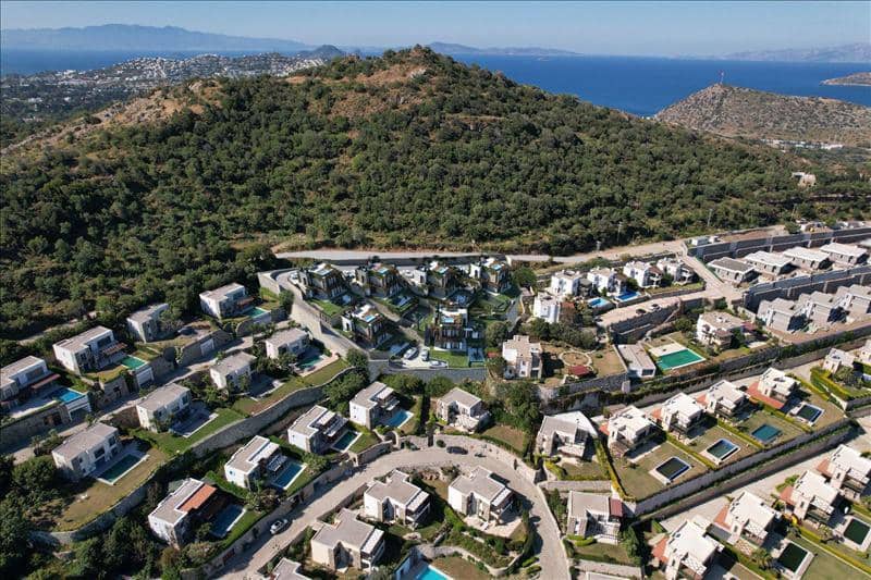 Новая резиденция с бассейном в 500 метах от моря, Бодрум, Турция — фото 28