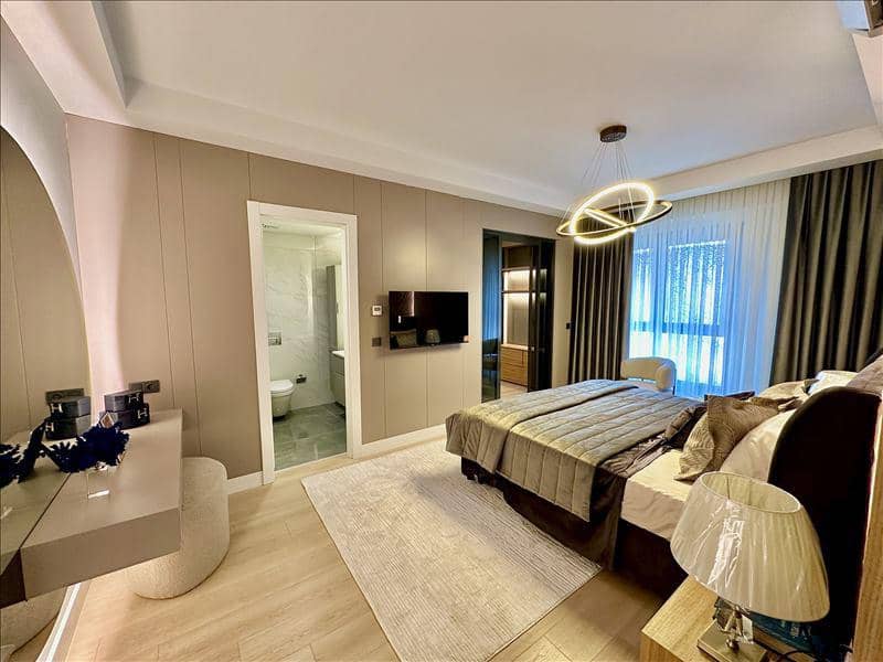 Ready to move residential complex with green areas in the business district of Istanbul — Bagcilar, Türkiye — photo 9