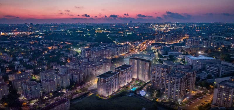 Жилой комплекс с бассейном и фитнес-центром рядом с университетами и автомагистралью Е-5, Стамбул, Турция — фото 17