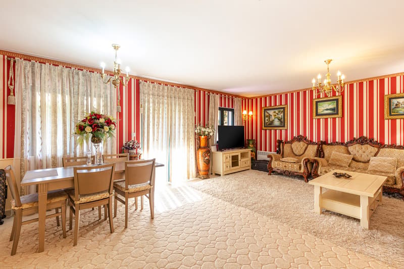 Дом на трех уровнях с тремя спальнями, 176 м², Ластва — фото 1