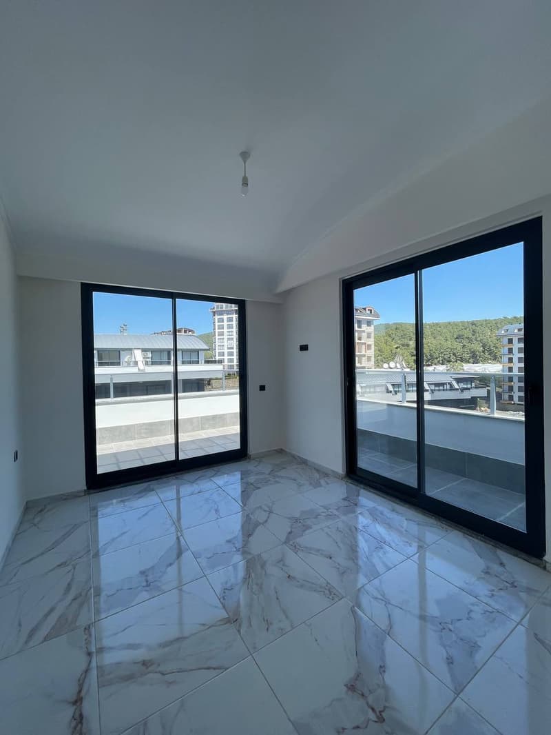 Luxury Apartment with Large Terrace in Premium Avşallı Residence (39900) — photo 1