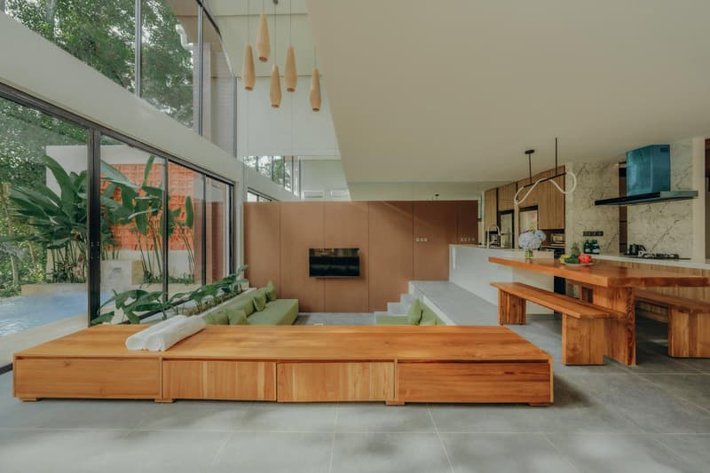 New stylish townhouse complex surrounded by jungle, Gianyar, Bali, Indonesia — photo 1