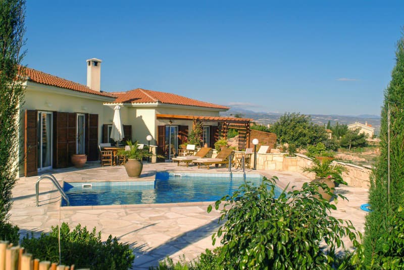 1 new villa in residential complex in Pissouri — photo 1