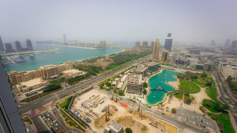 Элитная резиденция Marina Arcade Tower с зонами отдыха и живописными видами, Dubai Marina, ОАЭ — фото 1