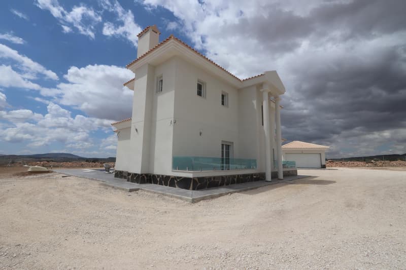 Villa, Pinoso — photo 1