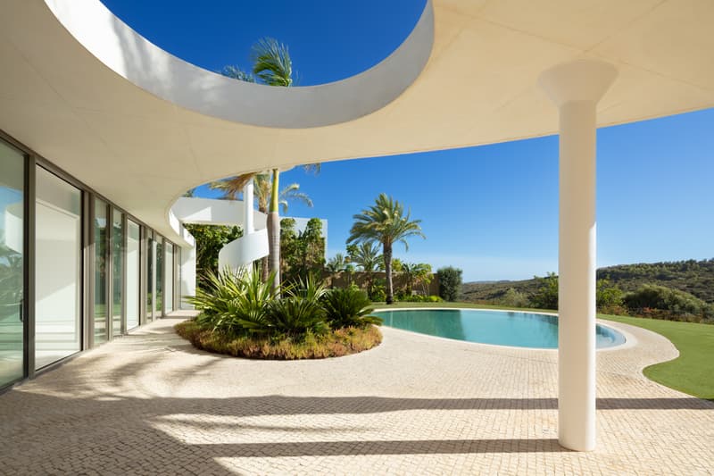 Villa, Casares — photo 1