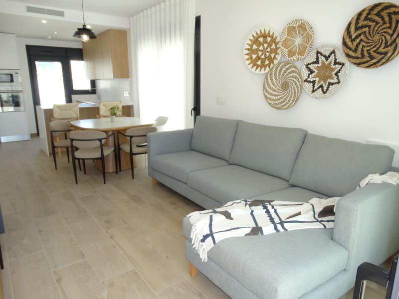 Bungalow in Pilar de la Horadada — photo 1