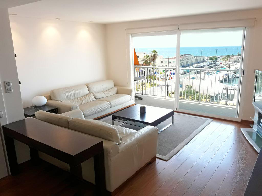 Sea view apartment