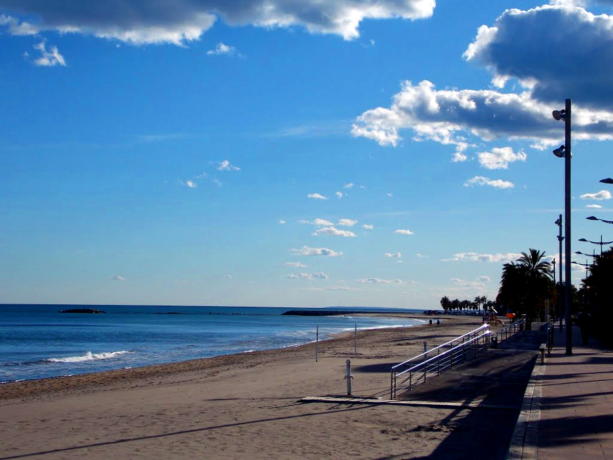Central beach - Playa Centro