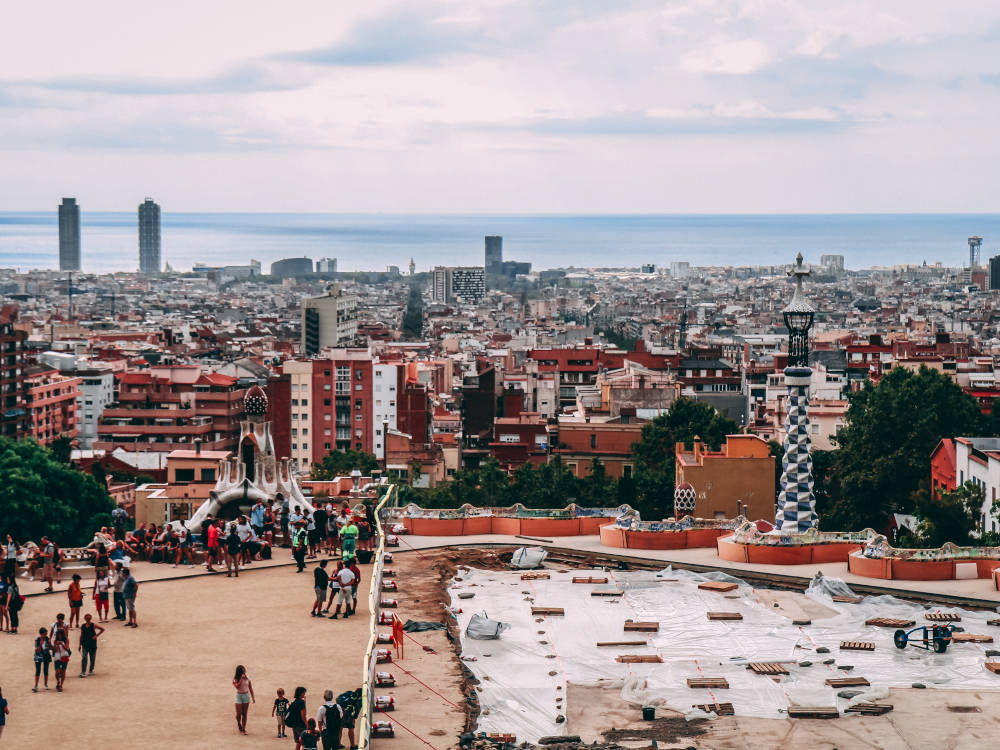 Самая высокая смотровая площадка в парке Гуэль (Parc Güell), Барселона